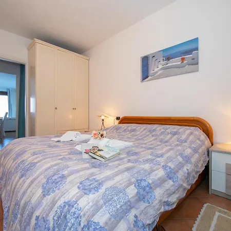 Biosio Sleeps 4